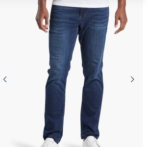 Mugsy Fulton Jeans In Dark Blue Wash Size 42W x 32L Soft Stretch NWT